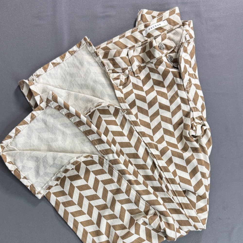 PacSun Low Rise Straight Leg Jeans Tan White‎ Chevron Geometric Print Size 24